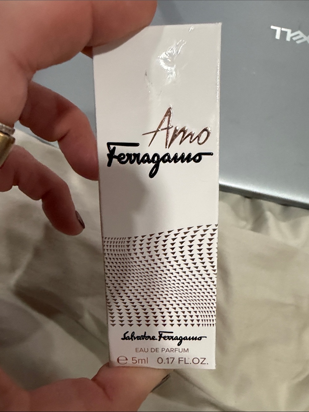 Salvatore Ferragamo Amo  5 ml - Picture 2 of 5